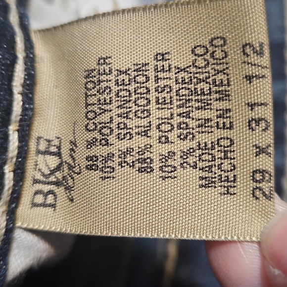 BKE Madison Low-Rise Flare Jeans - Picture 12 of 12